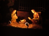 Kerstkaart: Jozef en Maria bij het kindeke Jezus in de kribbe